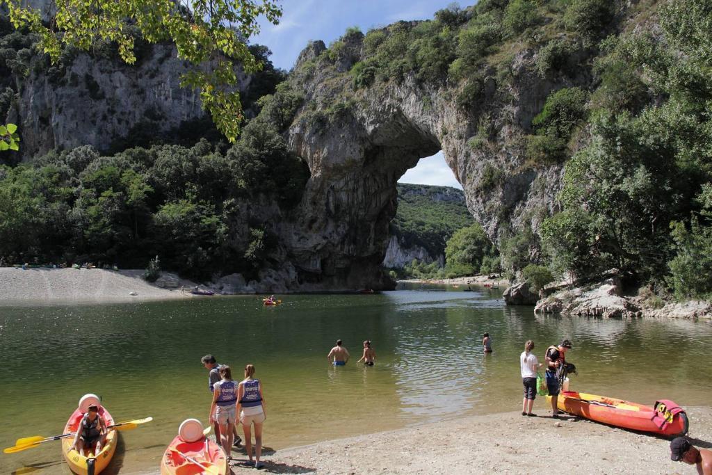Le Mas Du Ruisseau Bellegarde  Εξωτερικό φωτογραφία